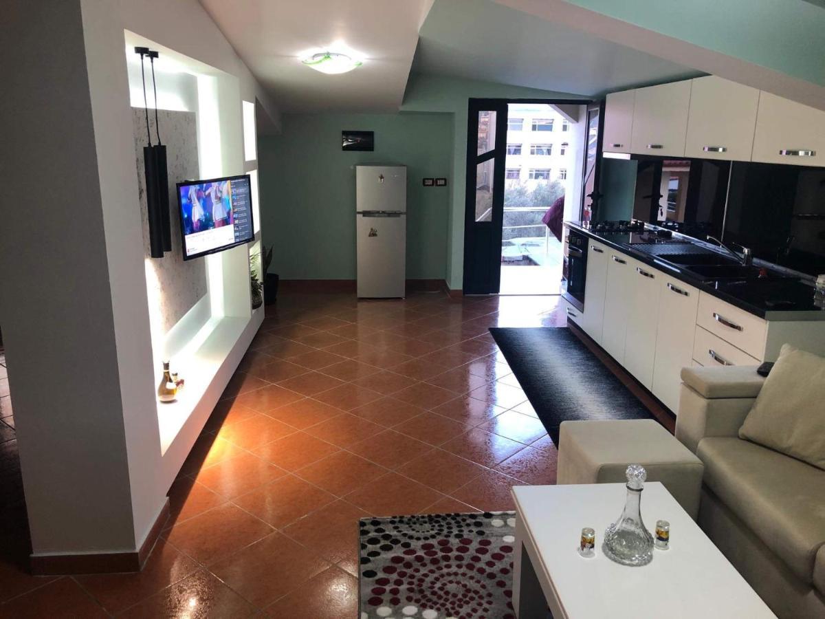 Modern Apartment By Ceni, Elbasan Exterior foto